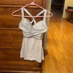 Lululemon tank top size 6